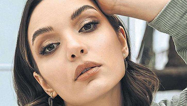 Sevgilisi Ameliyat Etti! Damla Colbay Bodrum'da Kaza Geçirdi 2